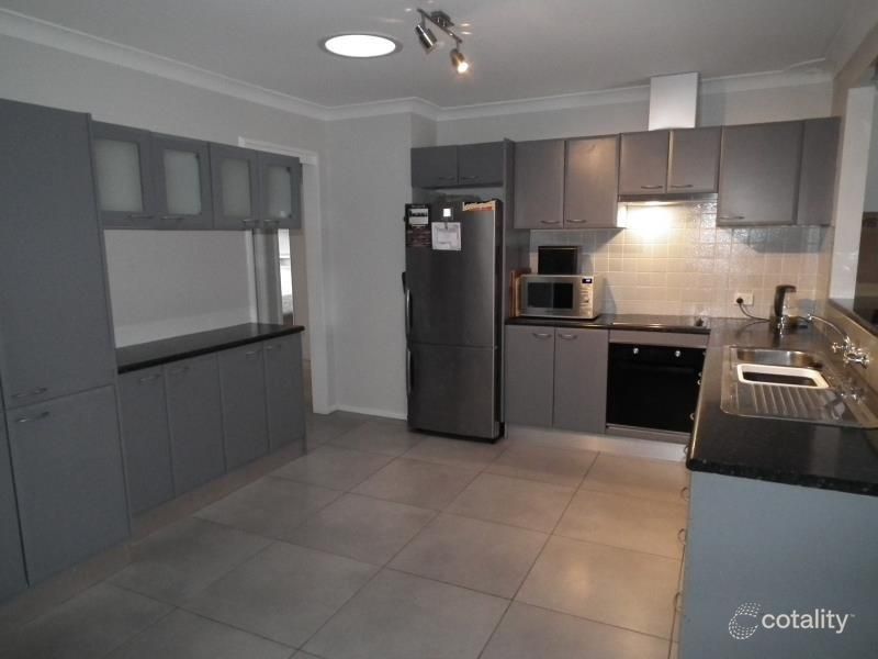 30 Renton Ave, Moorebank, NSW 2170