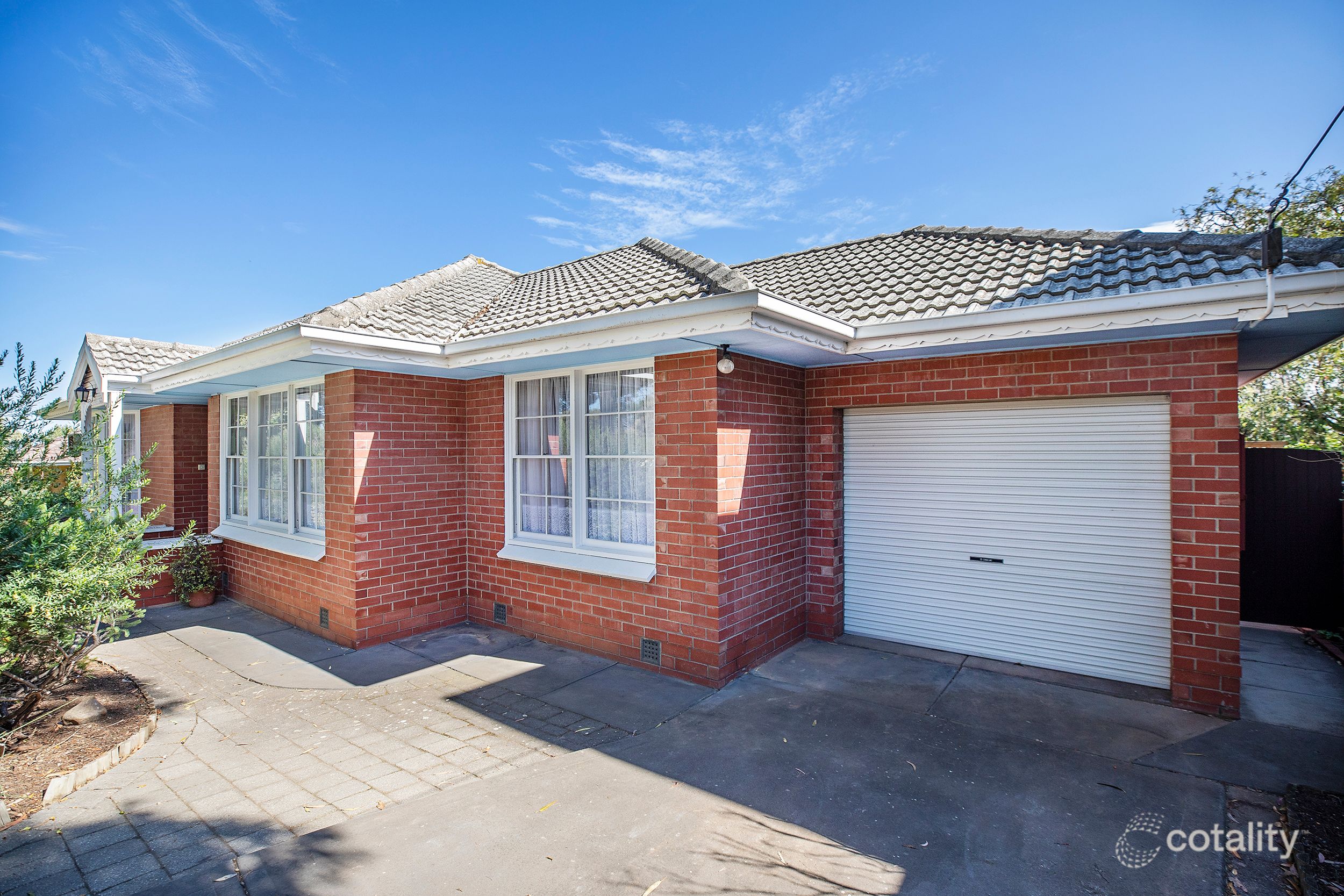 11 Newland Ave, Kingston Park, SA 5049