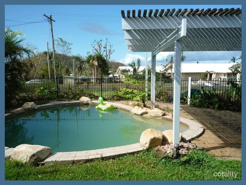 31 Pioneer St, Bingil Bay, QLD 4852