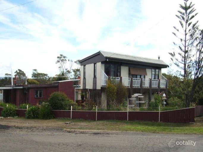 49 Gordon St, Swansea, TAS 7190