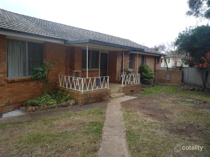 85 Adina Cres, Orange, NSW 2800