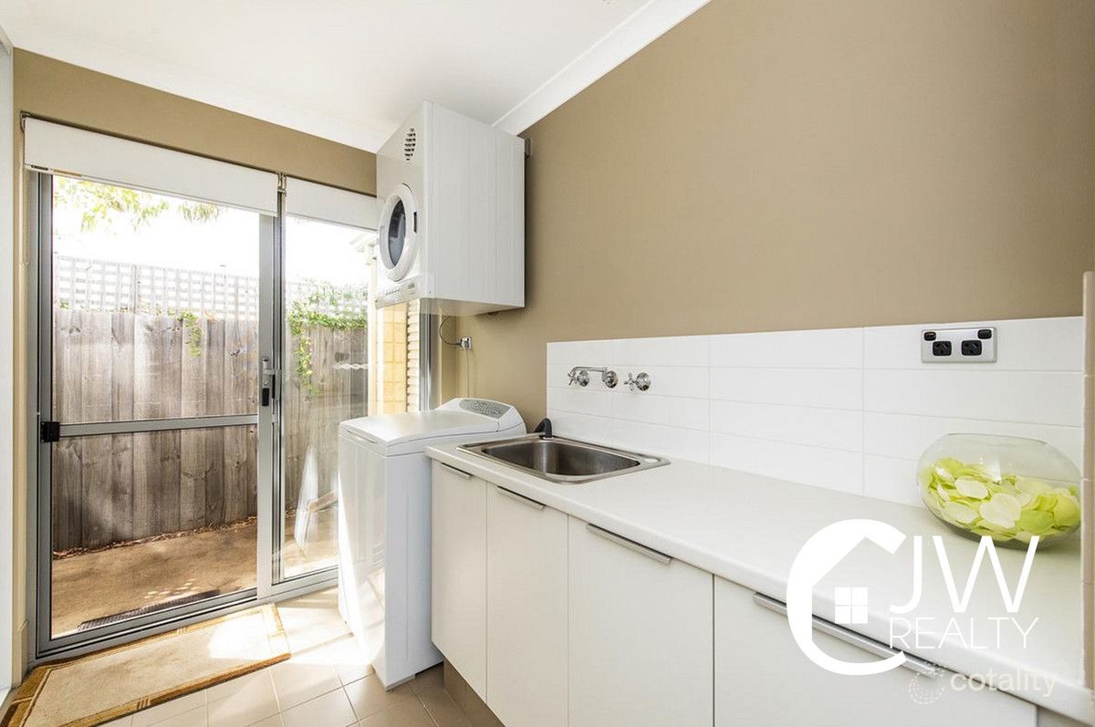 19 Murdoch Way, Abbey, WA 6280