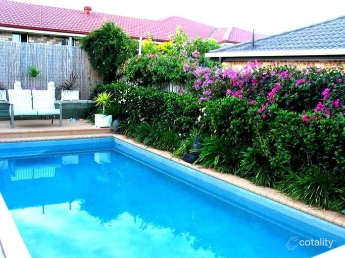 4 Northlakes Dr, Elanora, QLD 4221