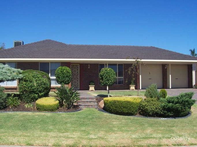 12 Vines Cross Cres, Onkaparinga Hills, SA 5163
