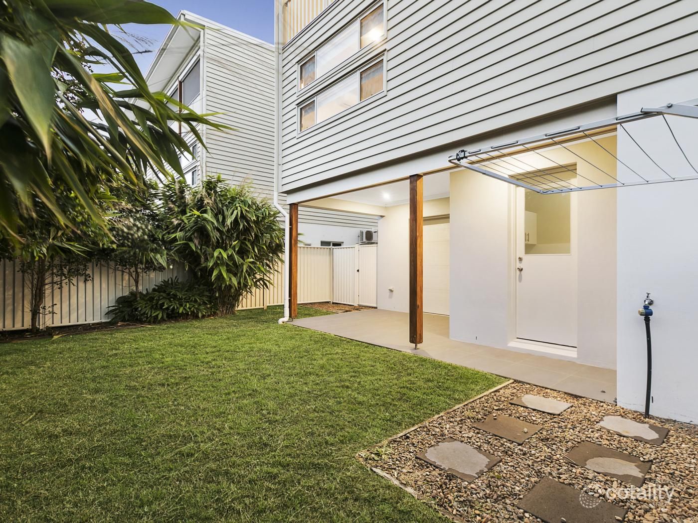 4/16 Bainbridge St, Ormiston, QLD 4160