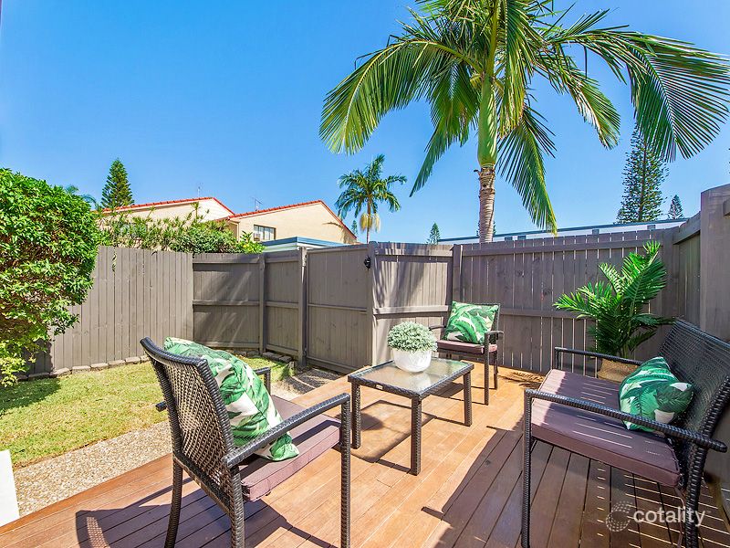 7/137 Sunshine Bvd, Mermaid Waters, QLD 4218