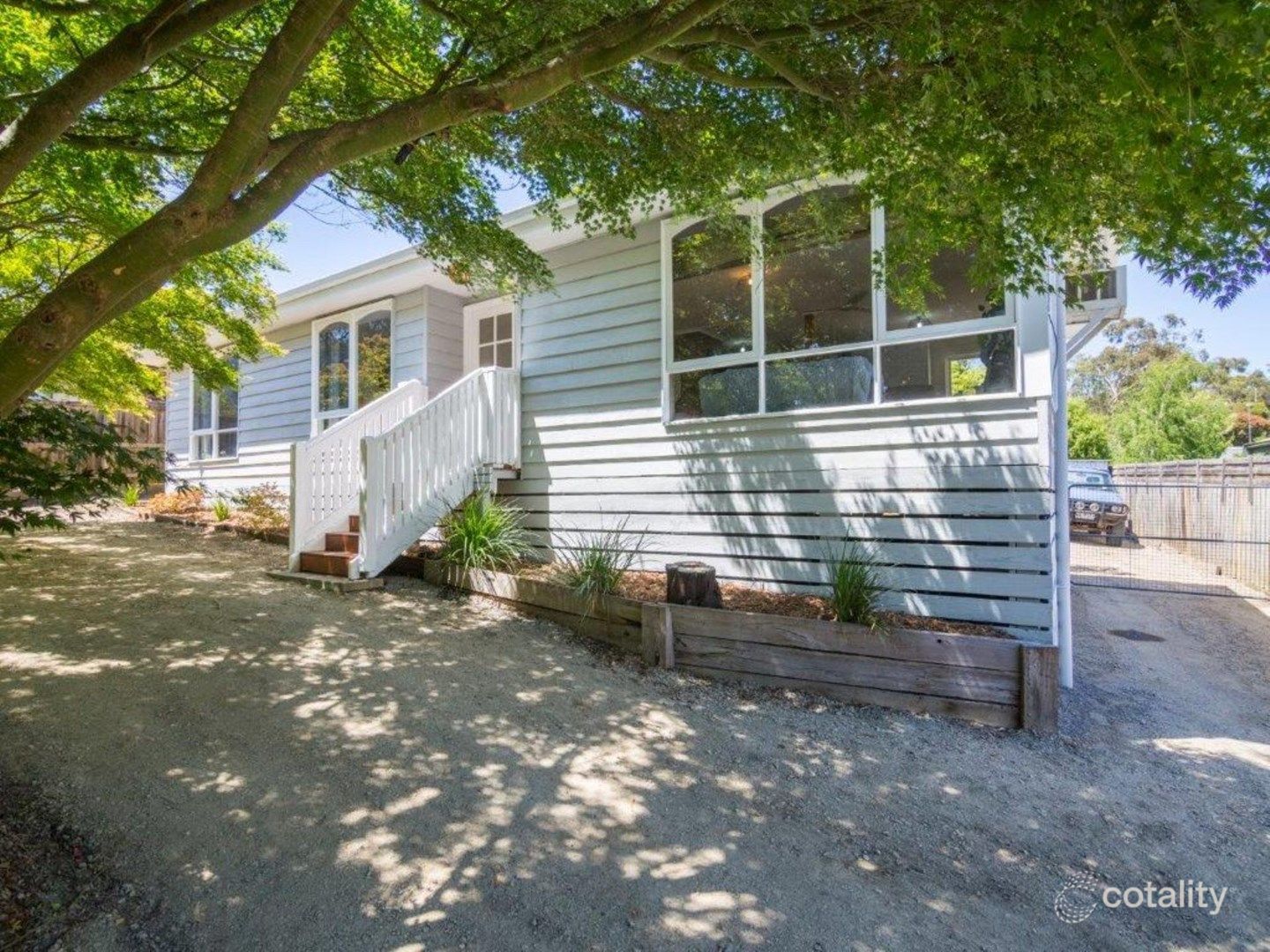 12 Badger Weir Rd, Badger Creek, VIC 3777