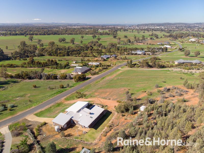 89 Riverview Dr, Moorong, NSW 2650