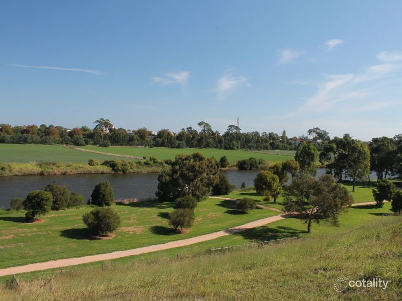 8 The Backwater, Eastwood, VIC 3875
