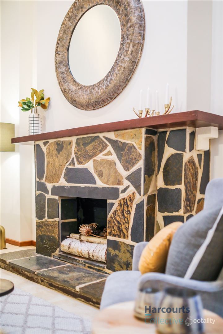 30 Carrick Hill Dr, Springfield, SA 5062