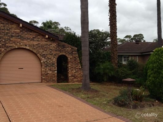 12 Mistletoe Ave, Macquarie Fields, NSW 2564