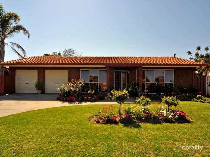 32 Maramba Ave, West Lakes, SA 5021