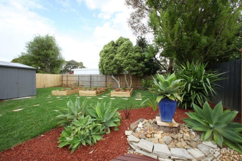 75 Adele Ave, Ferntree Gully, VIC 3156