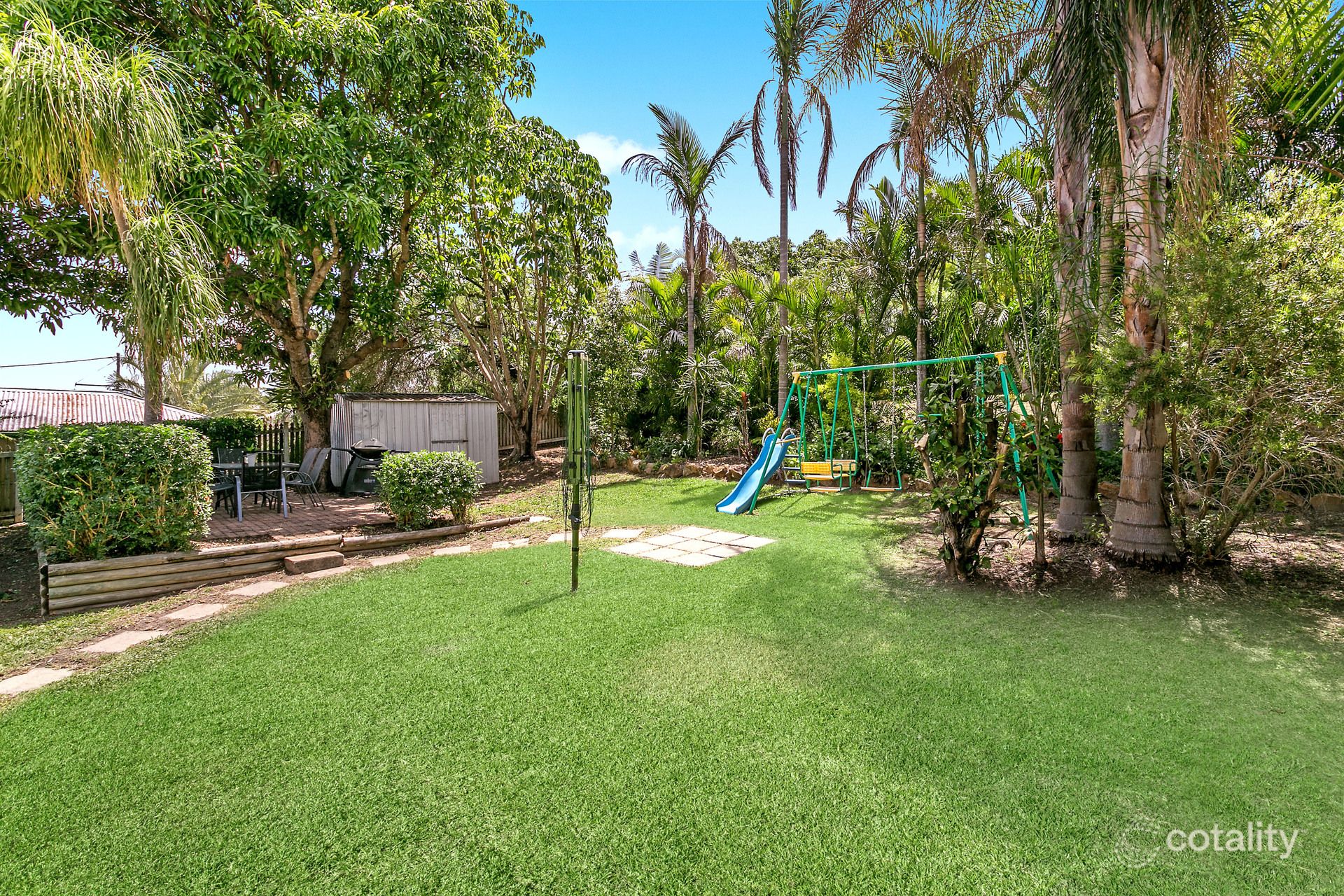 272 Upper Dawson Rd, The Range, QLD 4700