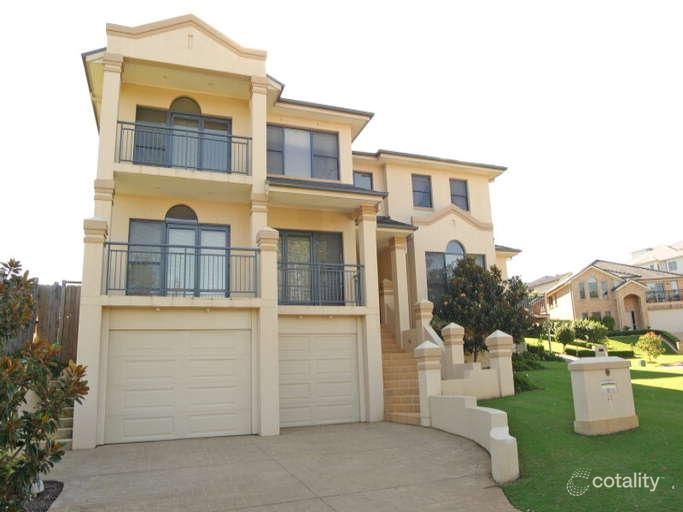 37 Strathwallen Cl, Macquarie Links, NSW 2565