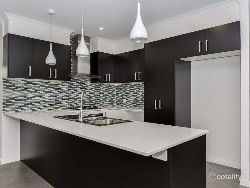 13 Grasstree Pl, Ningi, QLD 4511