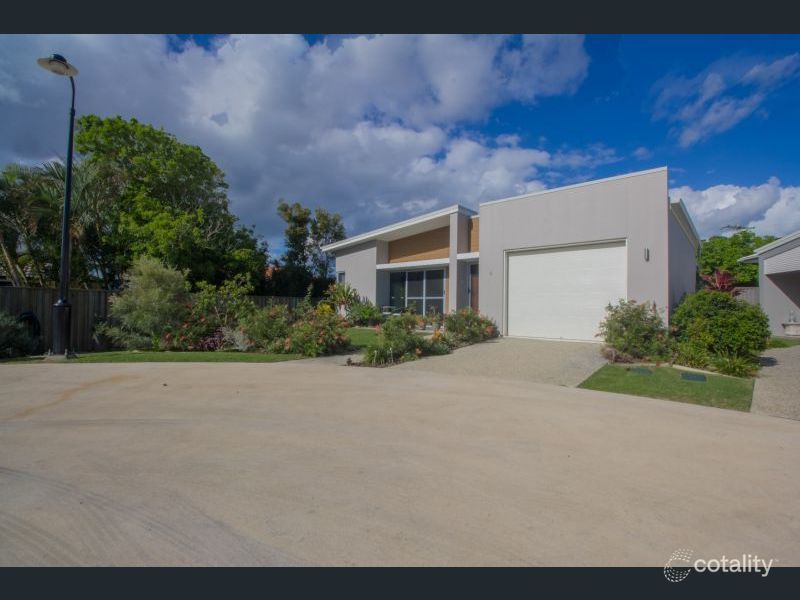 15/2 Spinnaker Dr, Sandstone Point, QLD 4511