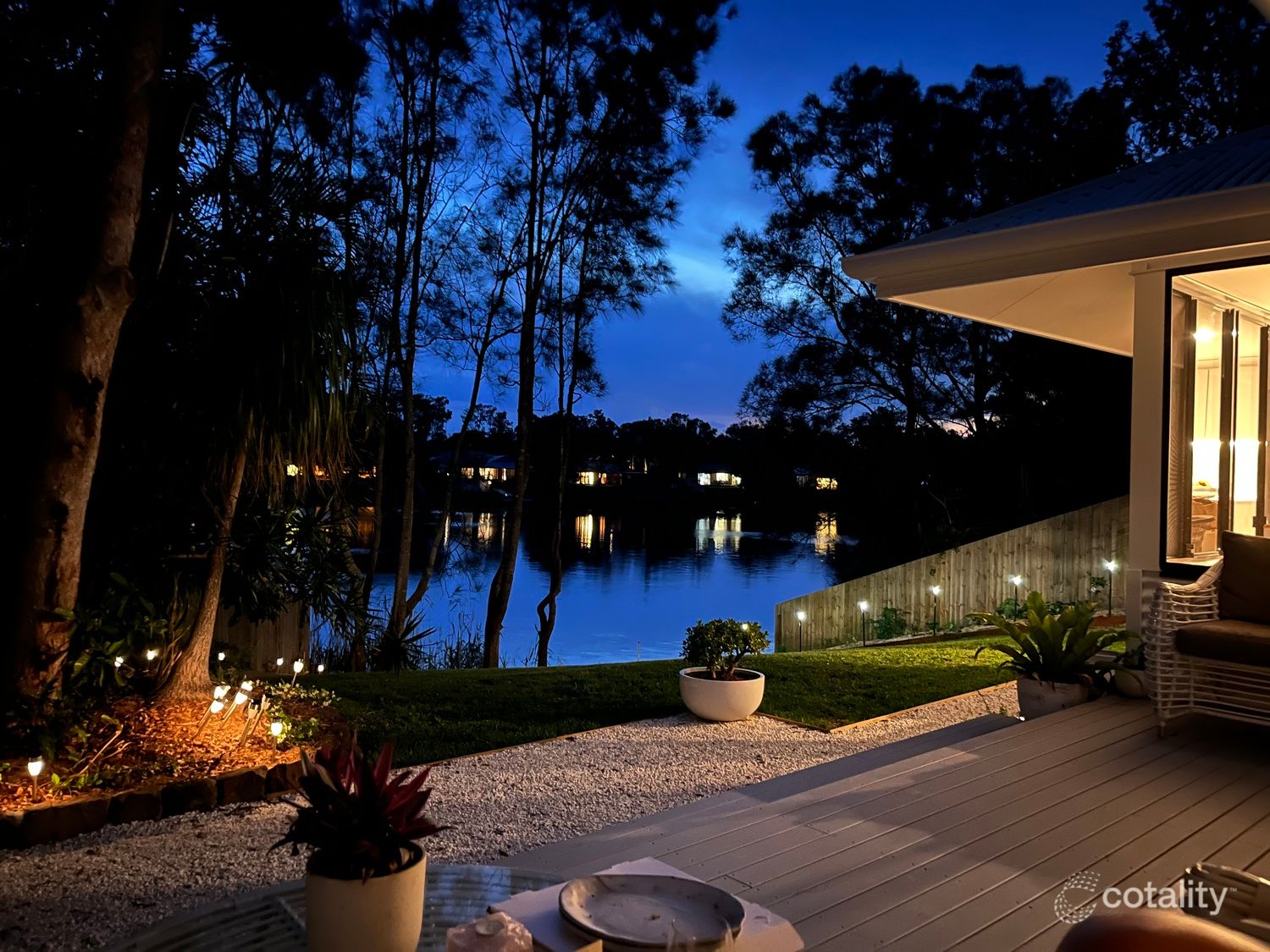 2 Barkala Ct, Ocean Shores, NSW 2483