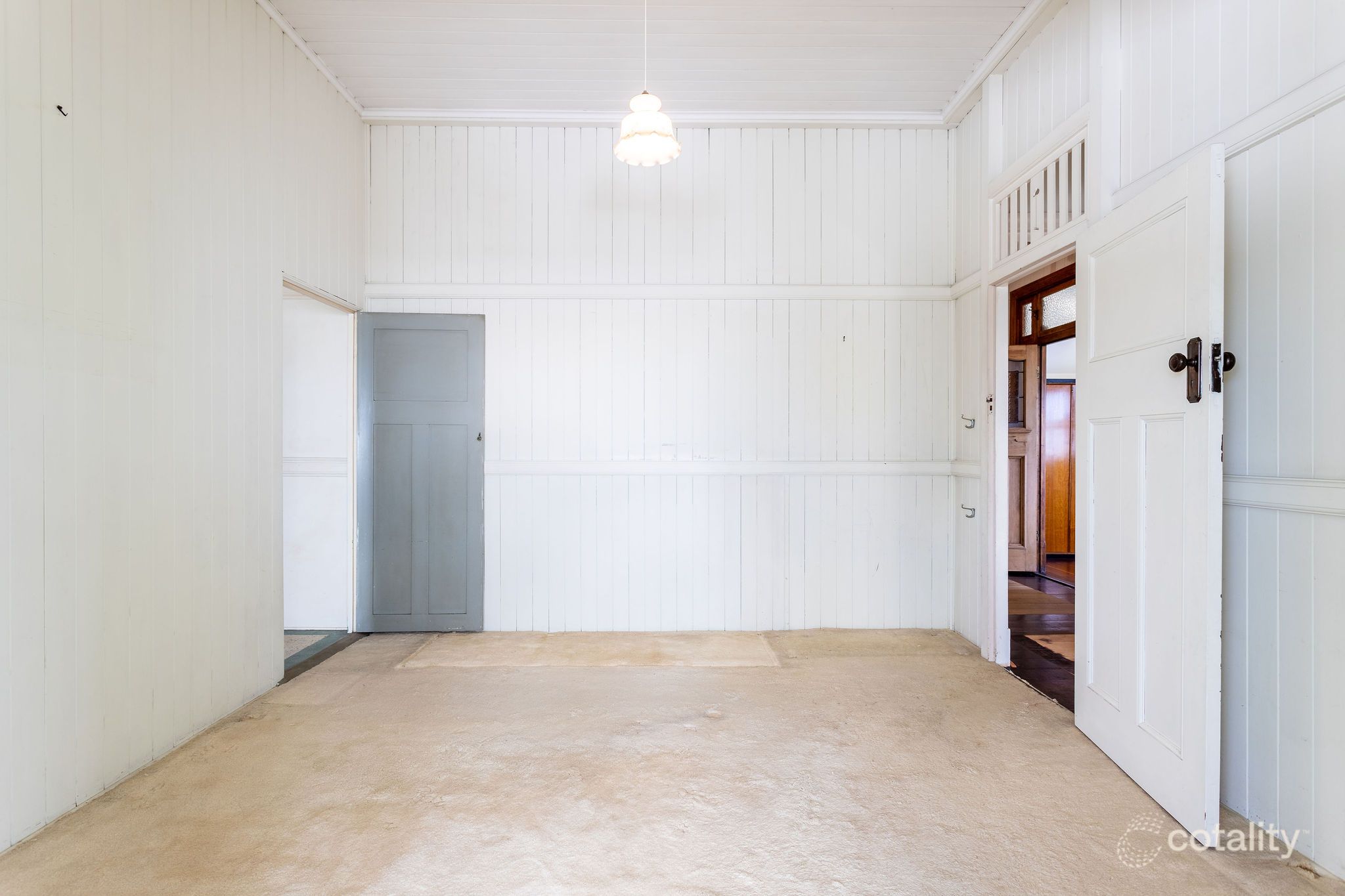 100 South Station Rd, Silkstone, QLD 4304