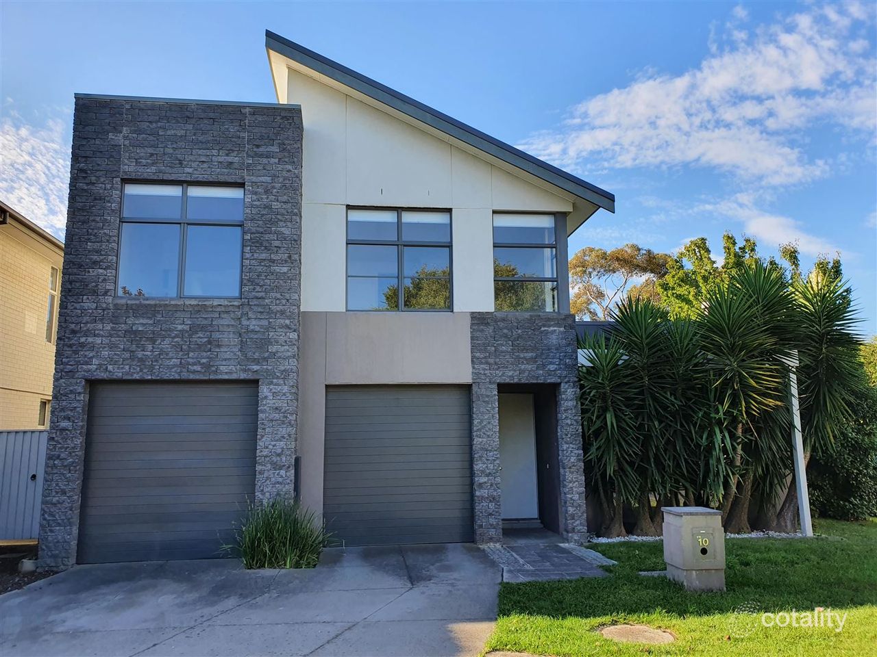 10 Rathdowne Way, Mulgrave, VIC 3170