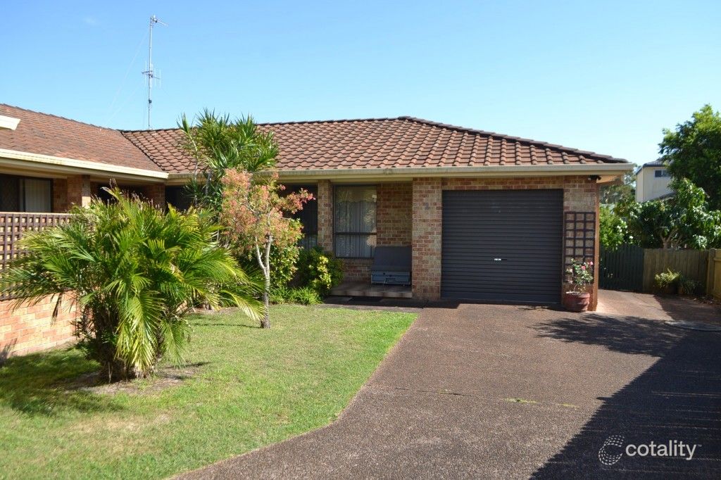 2/19 Rebecca Jane Cl, Tuncurry, NSW 2428