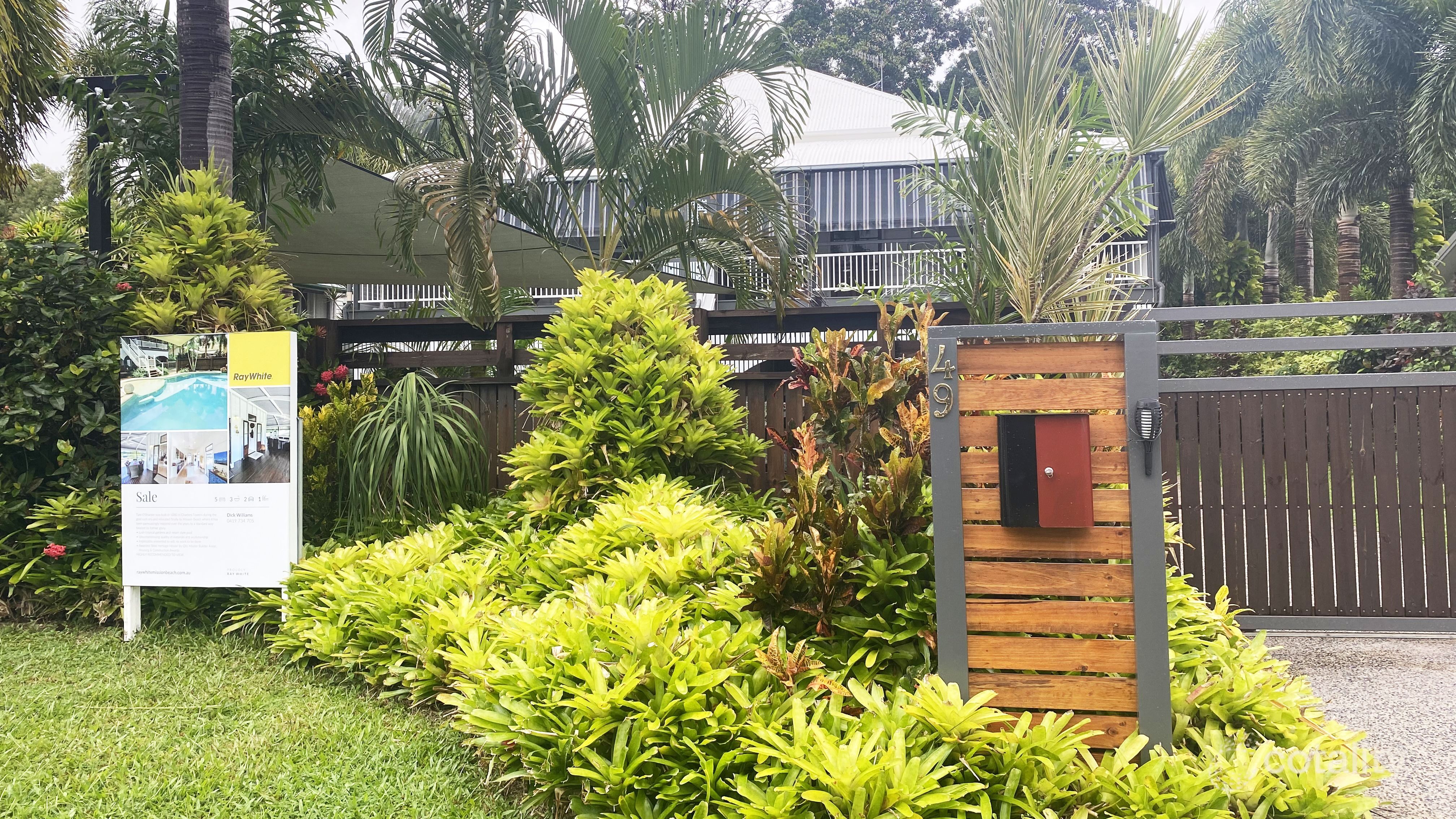 49 Holland St, Wongaling Beach, QLD 4852