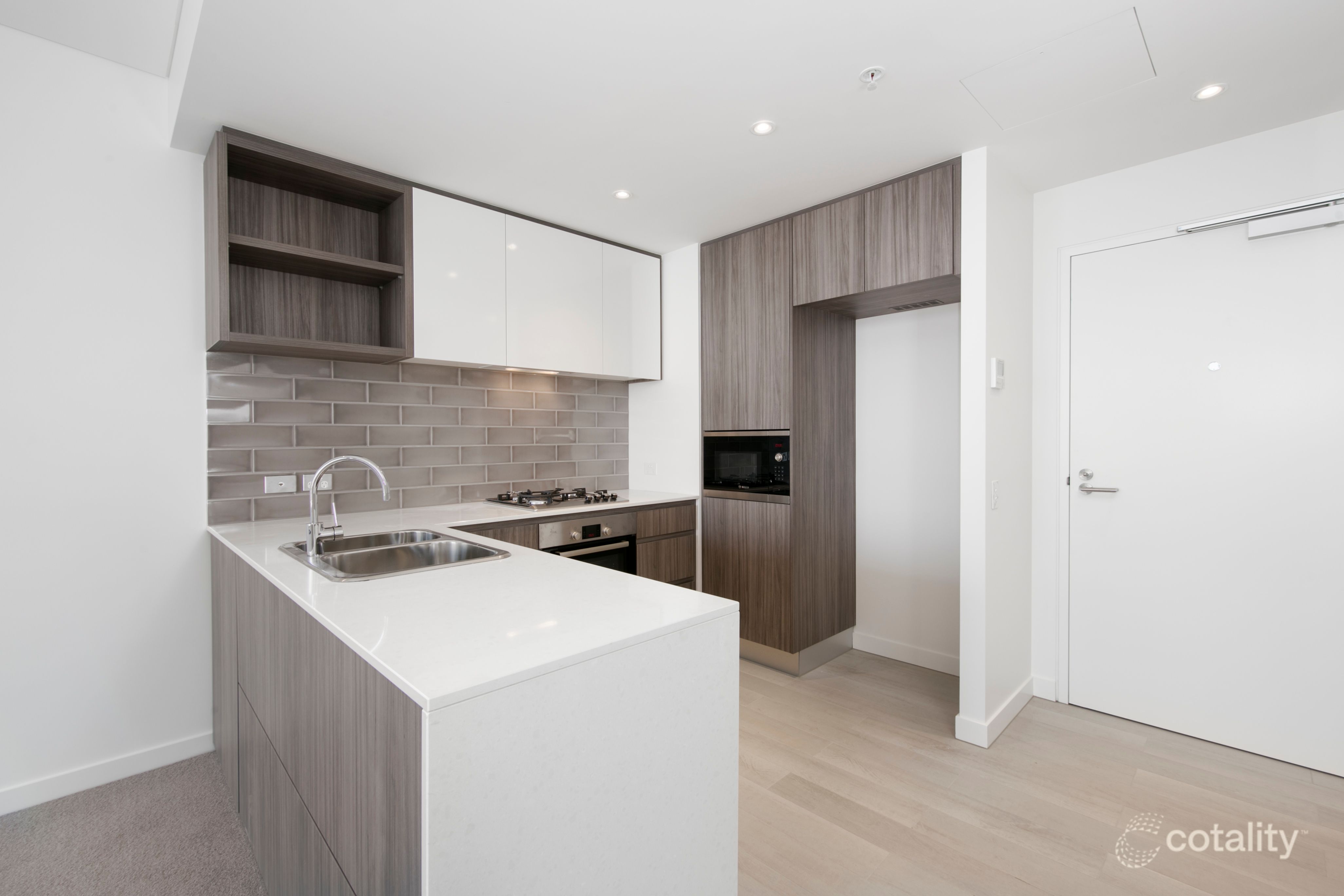 2124/48 Skyring Tce, Newstead, QLD 4006