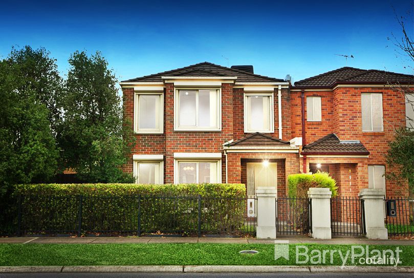 57 The Lakes Bvd, South Morang, VIC 3752