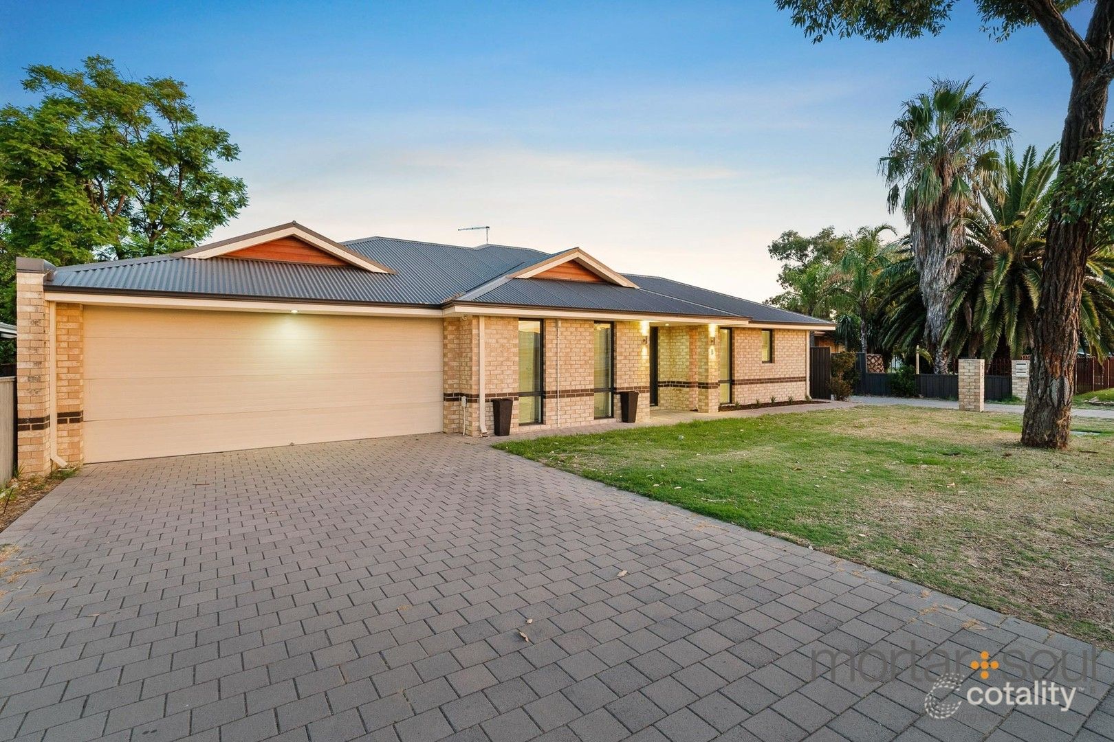 6b Lacey St, Beckenham, WA 6107