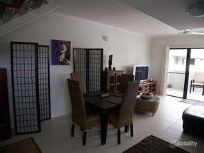 80 Martyn St, Parramatta Park, QLD 4870