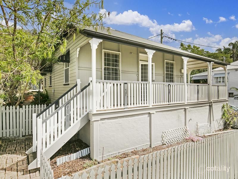 25 Vale St, Kelvin Grove, QLD 4059