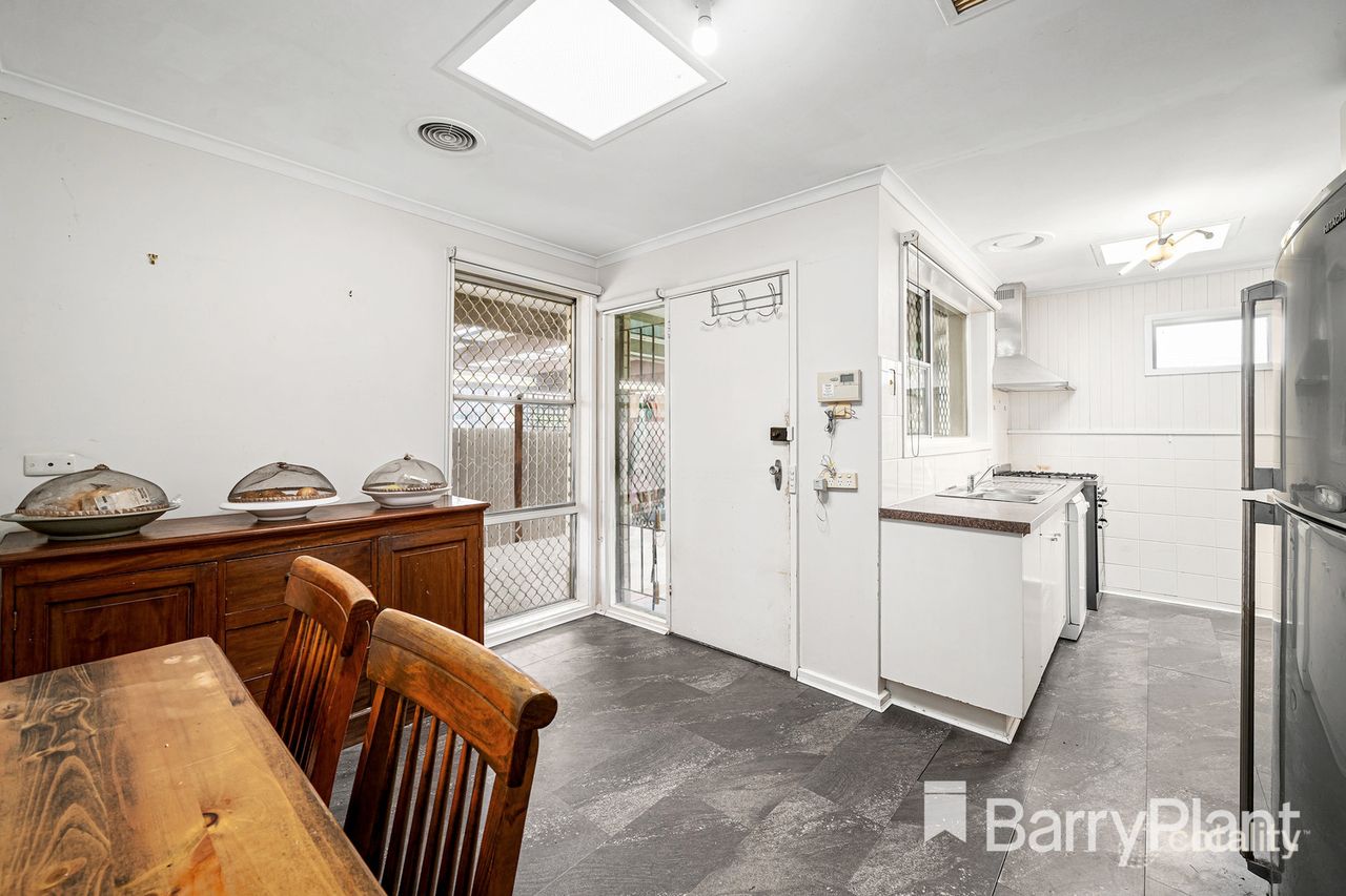 31 Warmington Rd, Sunshine West, VIC 3020