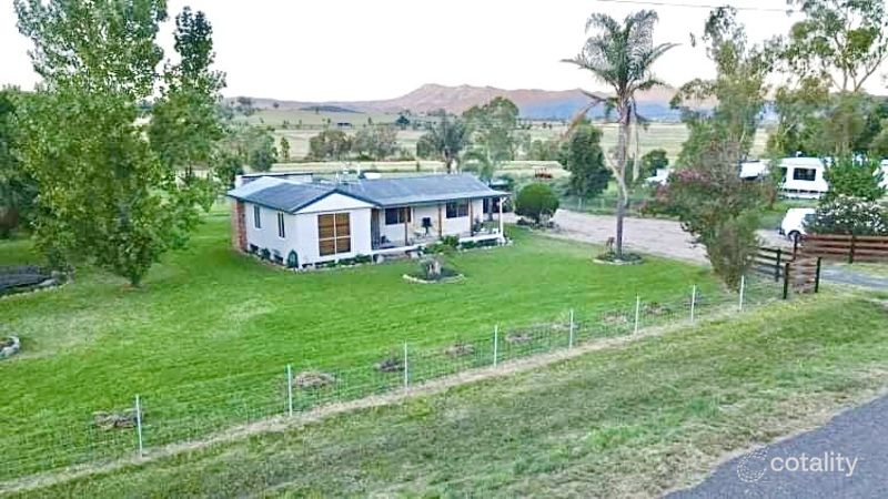 70 Yarrol Rd, Kootingal, NSW 2352