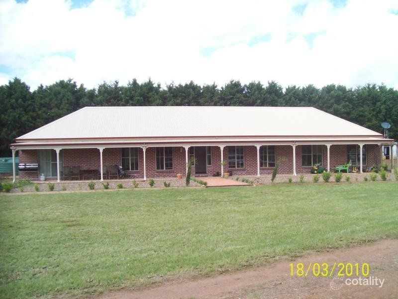 856 Tagigan Rd, Wolvi, QLD 4570
