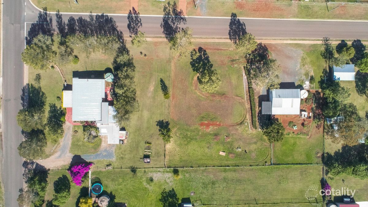 699-701 Boundary St, Glenvale, QLD 4350