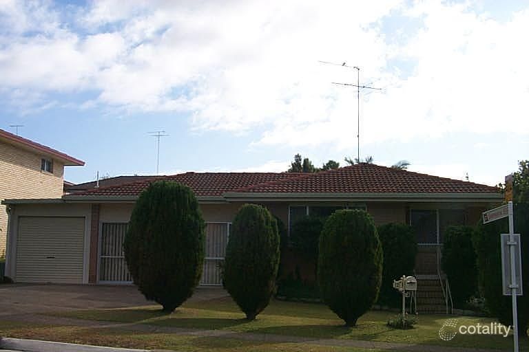 121 Greenmeadow Rd, Mansfield, QLD 4122