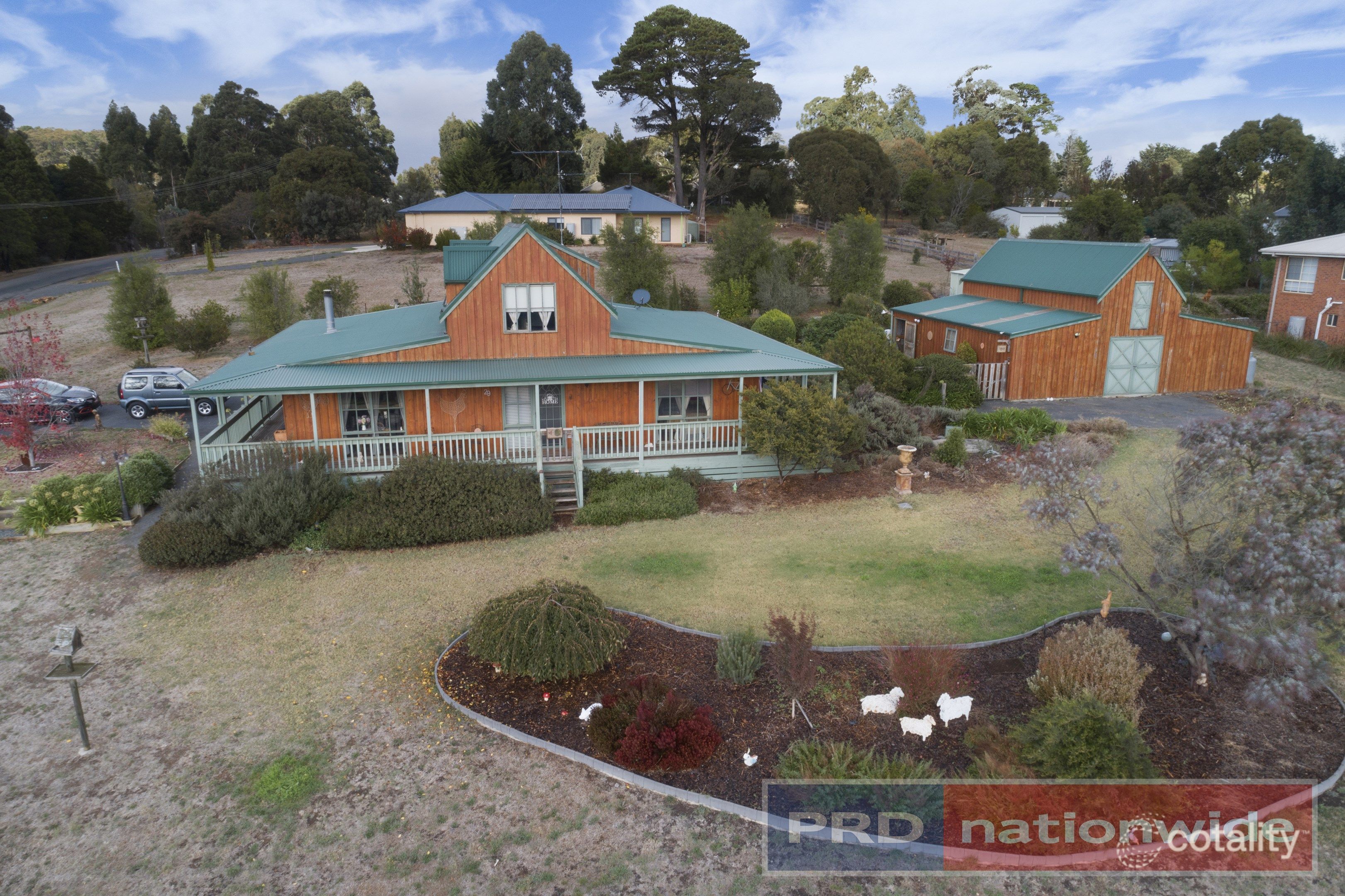 29 Urquhart St, Gordon, VIC 3345