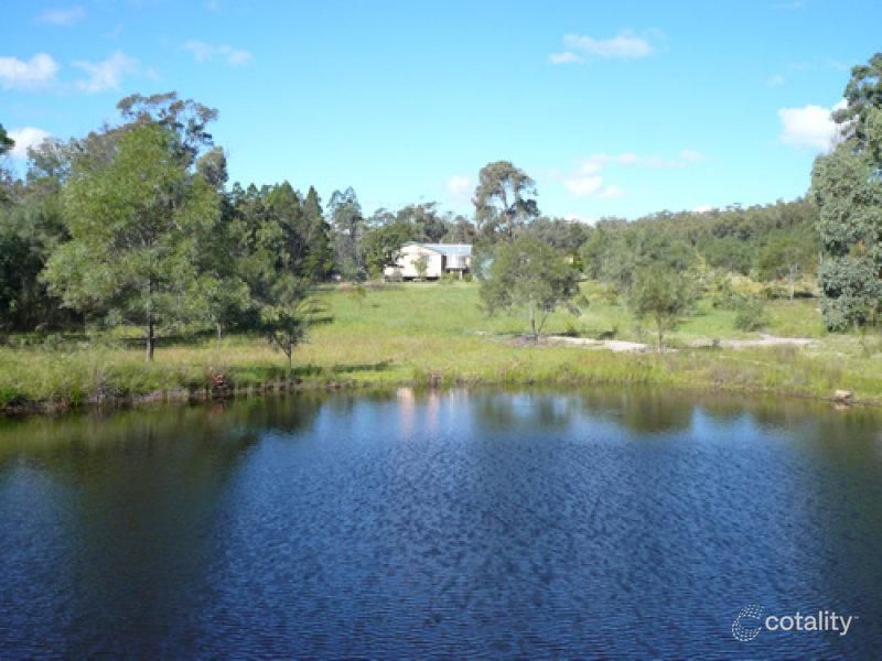 2117 Eukey Rd, Ballandean, QLD 4382