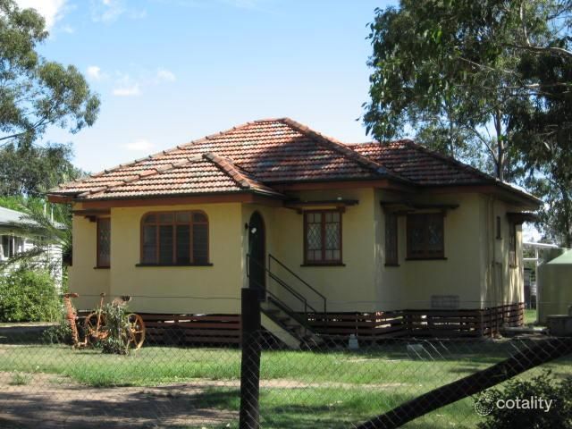 4 Macaulay St, Fernvale, QLD 4306