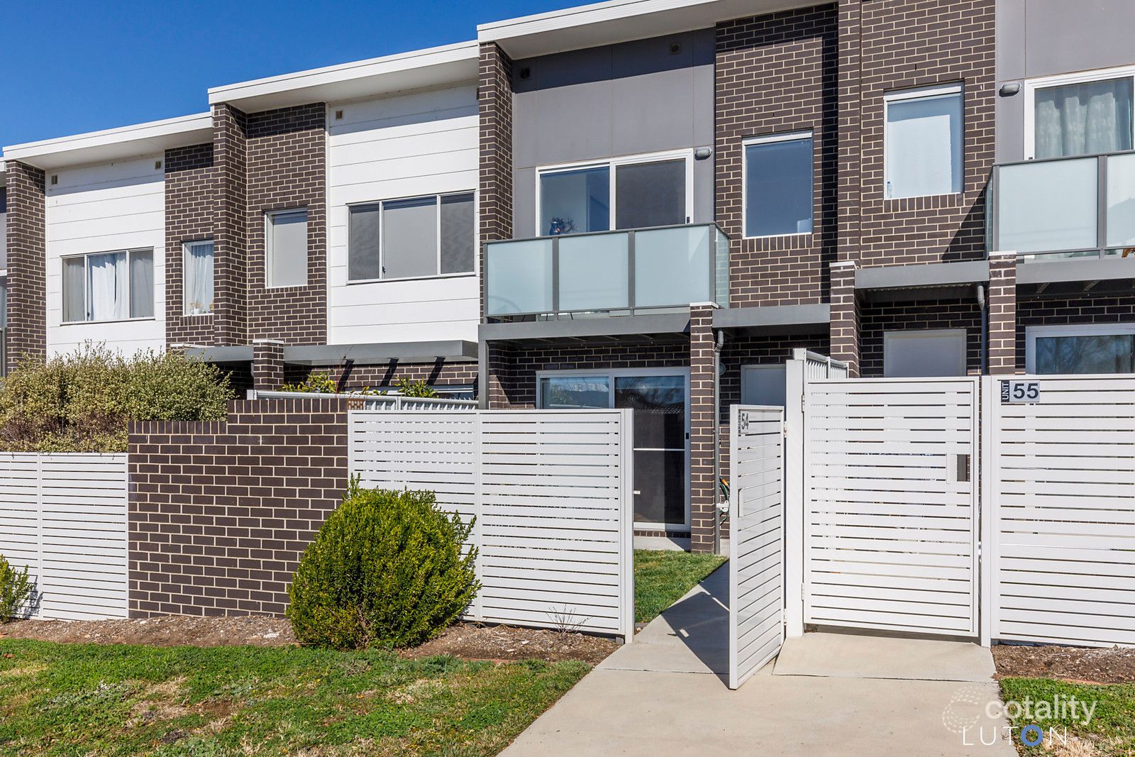 54/2 Ken Tribe St, Coombs, ACT 2611