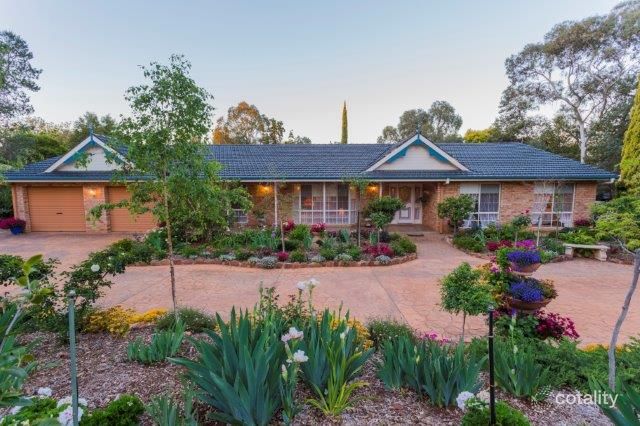 5 Maegraith Pl, Lake Wyangan, NSW 2680