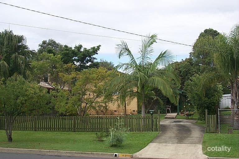 42 Drury Ave, Southport, QLD 4215