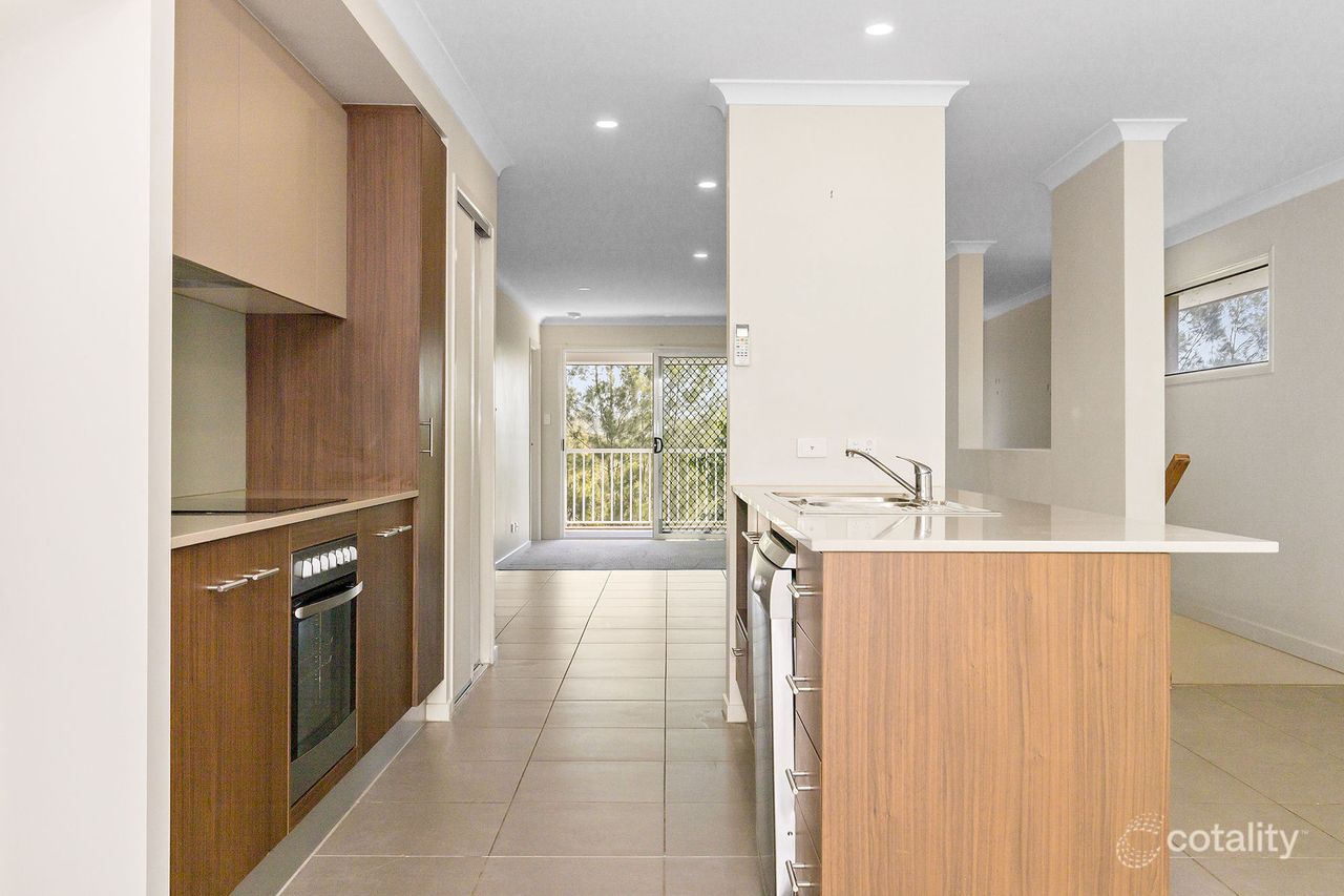 15 Nepal Ct, Springfield Lakes, QLD 4300