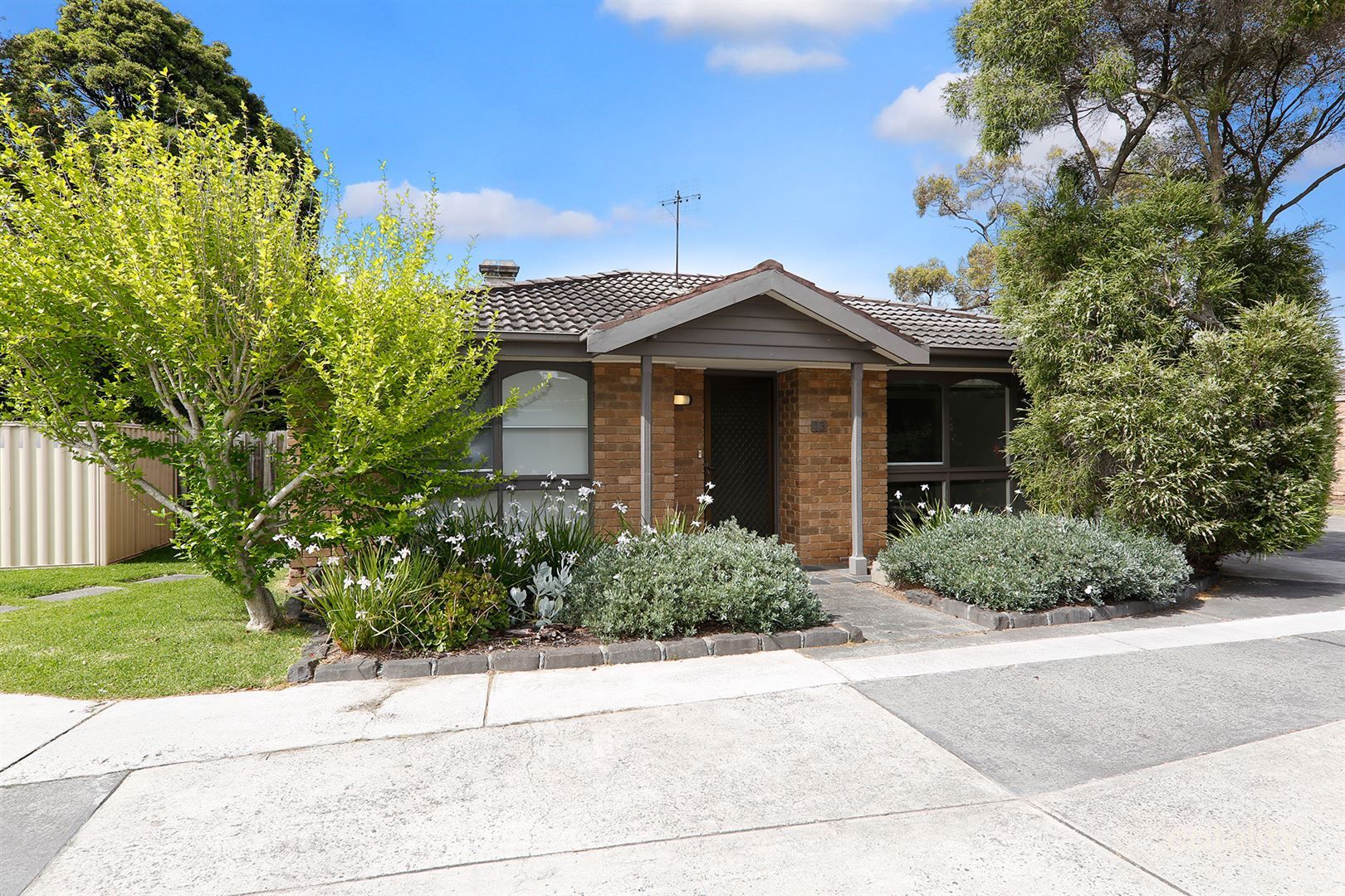 13/284 Barkers Rd, Hawthorn, VIC 3122