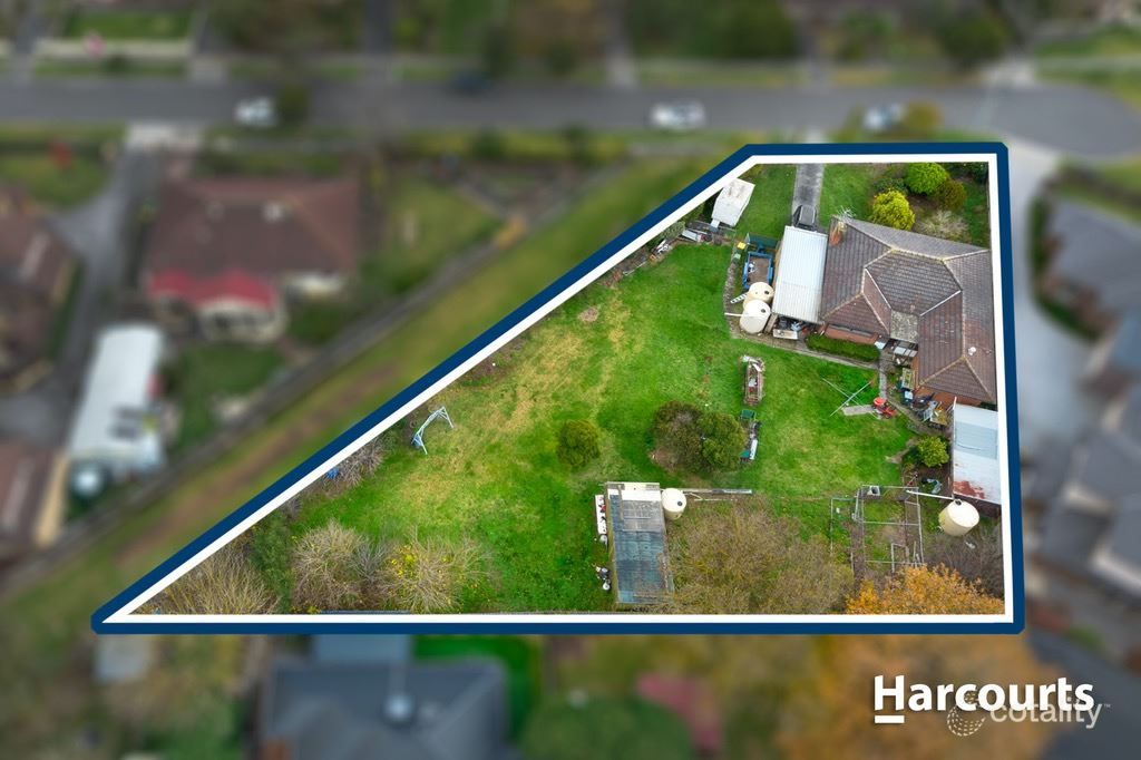 8 Souter St, Beaconsfield, VIC 3807