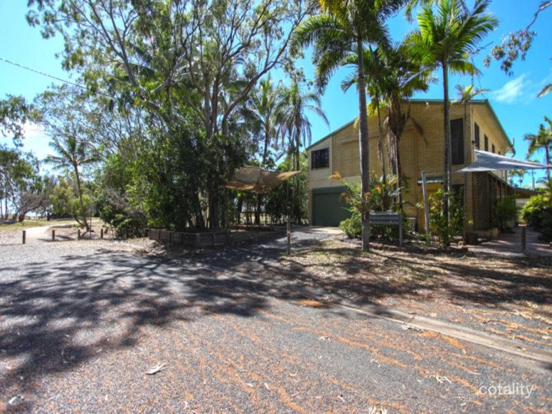 1/4 Symons Ave, Bucasia, QLD 4750
