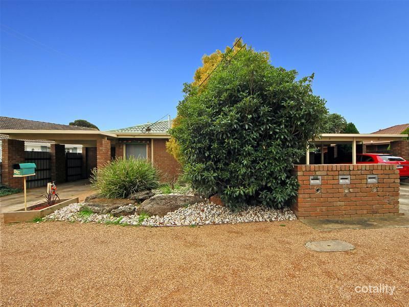 1/4 Vera St, Werribee, VIC 3030