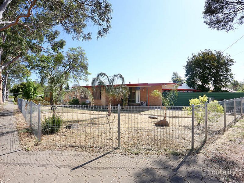 6 Rowe St, Para Hills, SA 5096