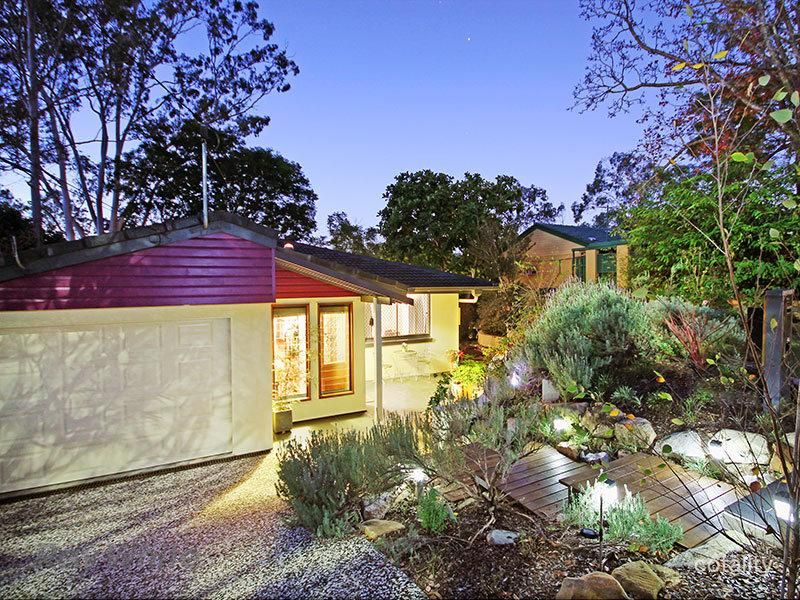 39 Orkney St, Kenmore, QLD 4069