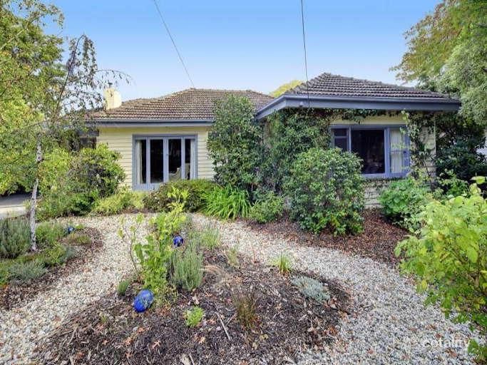 10 Julie St, Blackburn North, VIC 3130